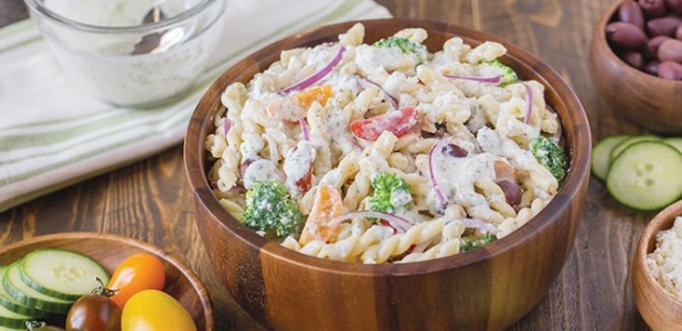Ensalada de pasta con yogur