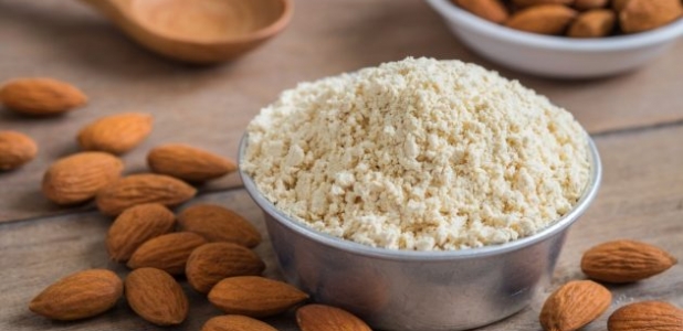 ¿La harina de almendras alimenta más que otras harinas?